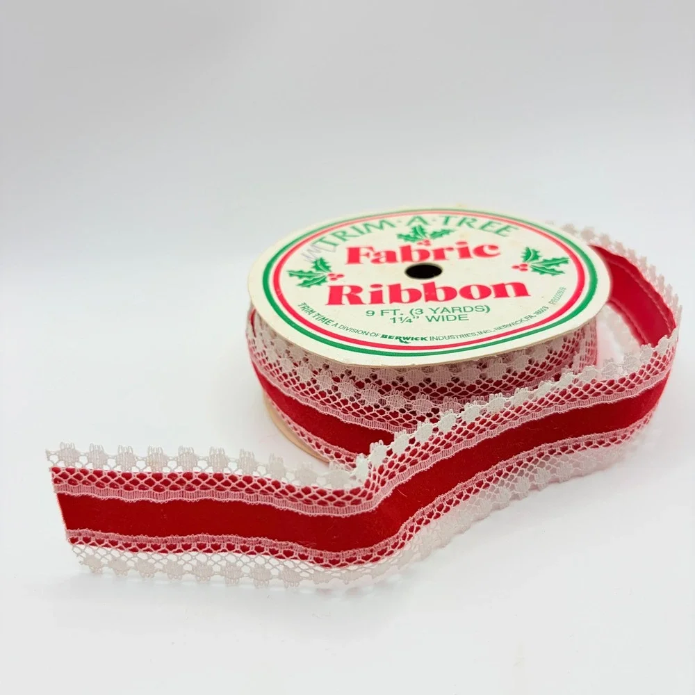 Trim-A-Tree Vintage Red Velvet Lace Trim Fabric Ribbon Christmas Decor 1.25in